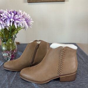 NWT MIA Jaice Women’s Sz 6.5 Heeled Tan Ankle Booties